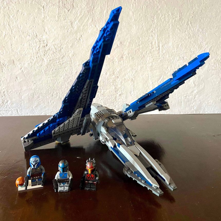The Mandalorian Fighter 75316 by Lego